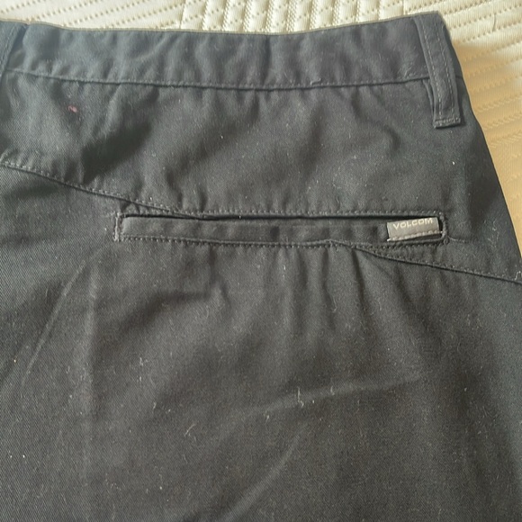 Volcom men’s shorts - Picture 5 of 6